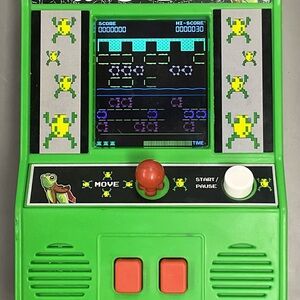 Working Retro FROGGER Handheld Arcade Game Console with Batteries